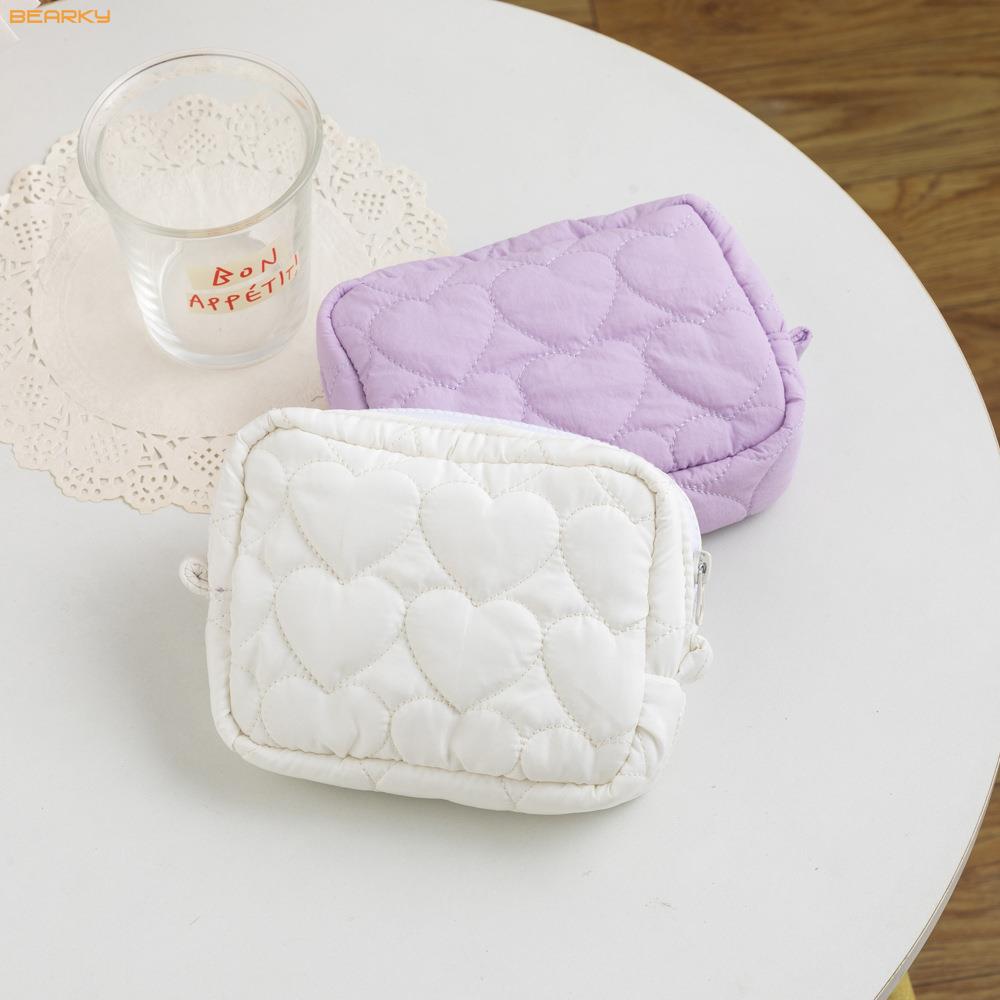 heart-quilted-cosmetic-bag-makeup-organizer (3)